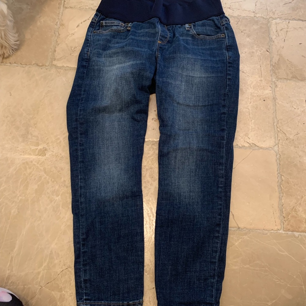 Maternity jeans from gap size 28r
